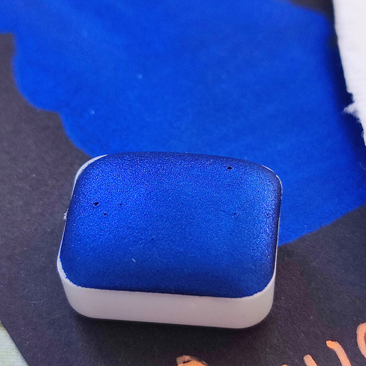 Handcrafted watercolor 1/4 godet metallic blue chrome metallic mirror handlettering calligraphy paint AQUARIUS