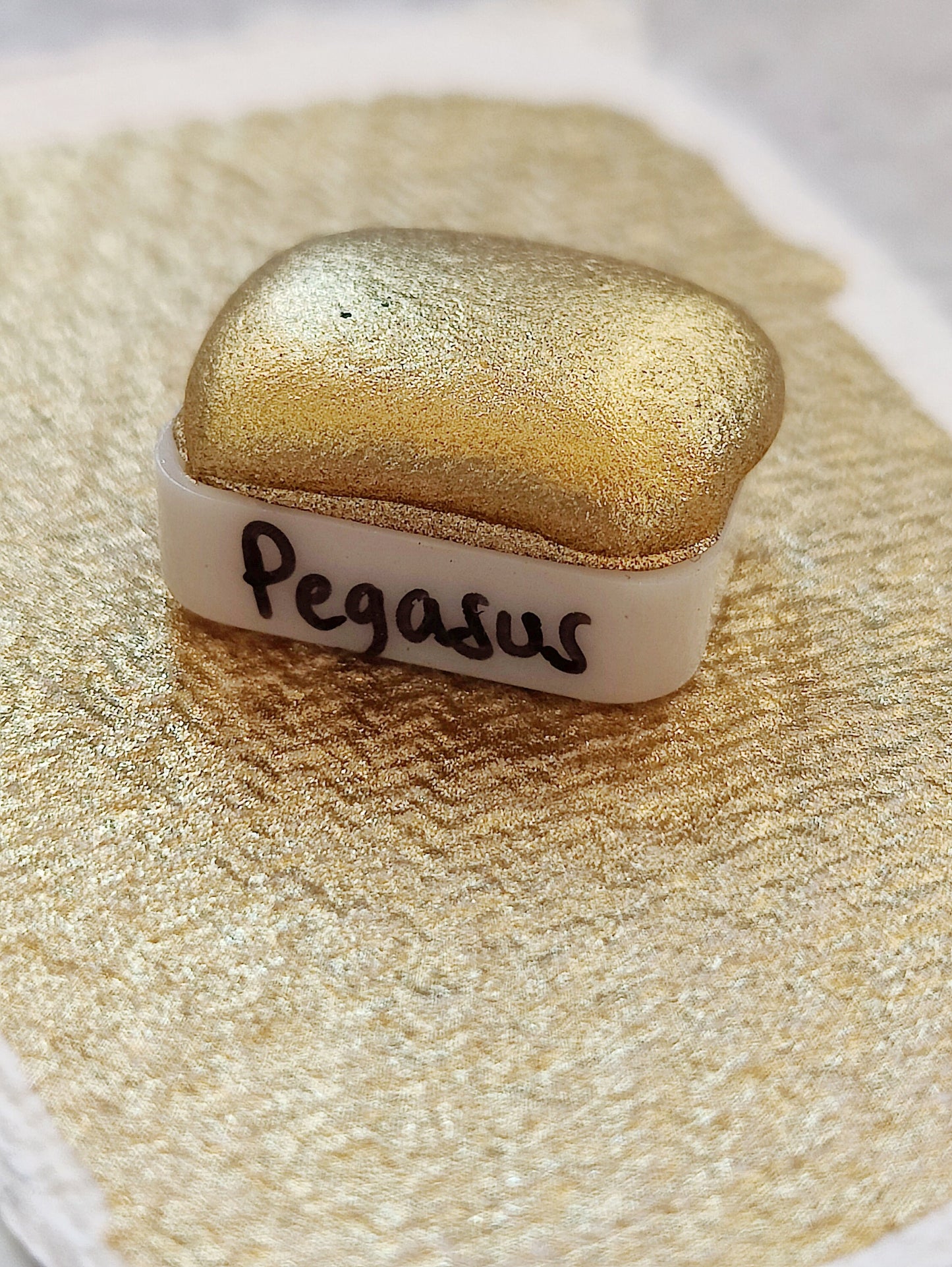 Handcrafted watercolor 1/4 godet golden gold metallic chrome metallic mirror handlettering calligraphy paint PEGASUS