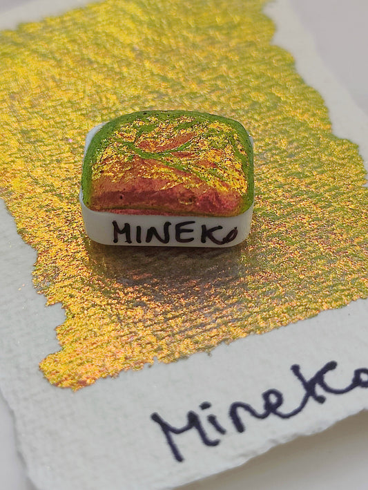 Handmade watercolor 1/4 godet pan yellow orange pink colorshift iridescent paint calligraphy handlettering handmade MINEKO