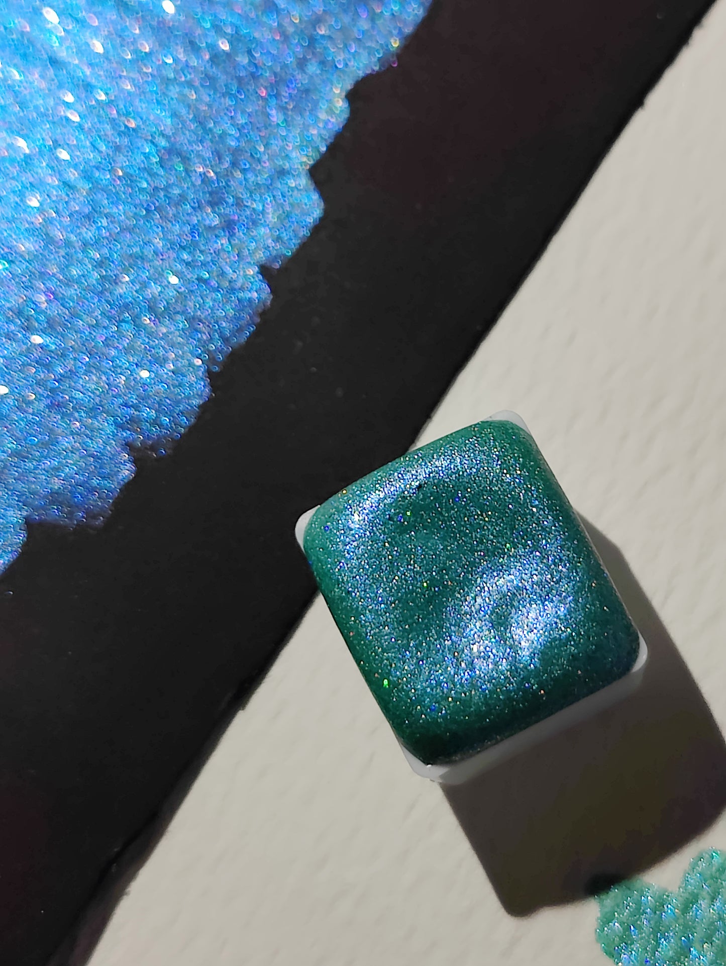 ESTIA HOLO