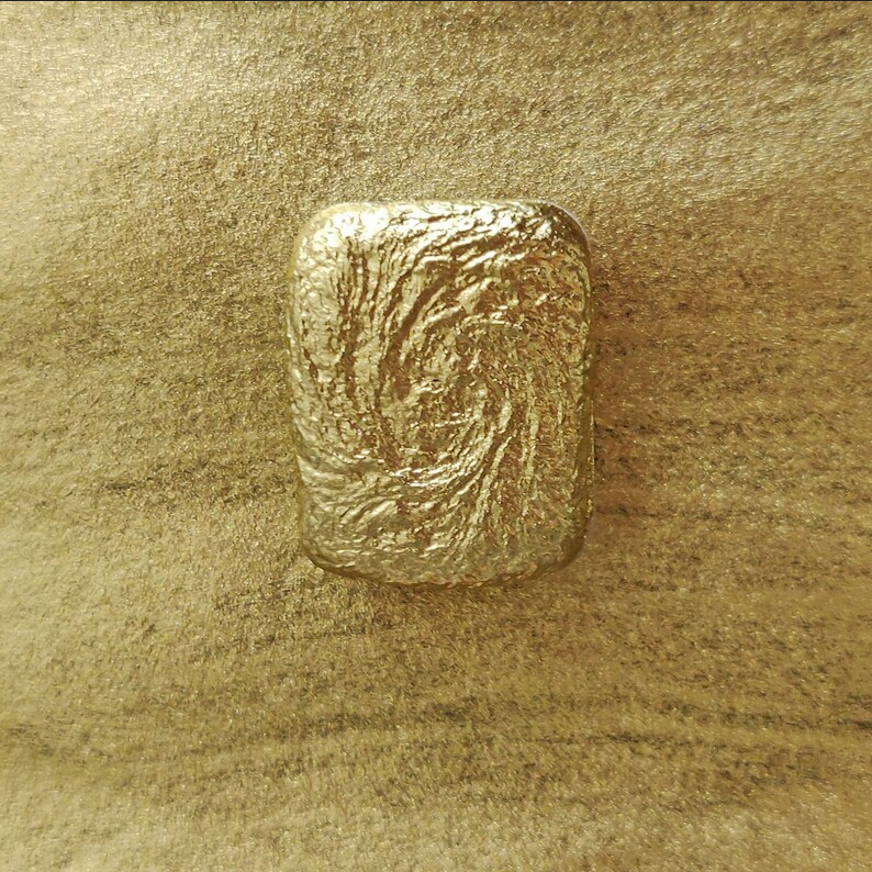 RICH GOLD