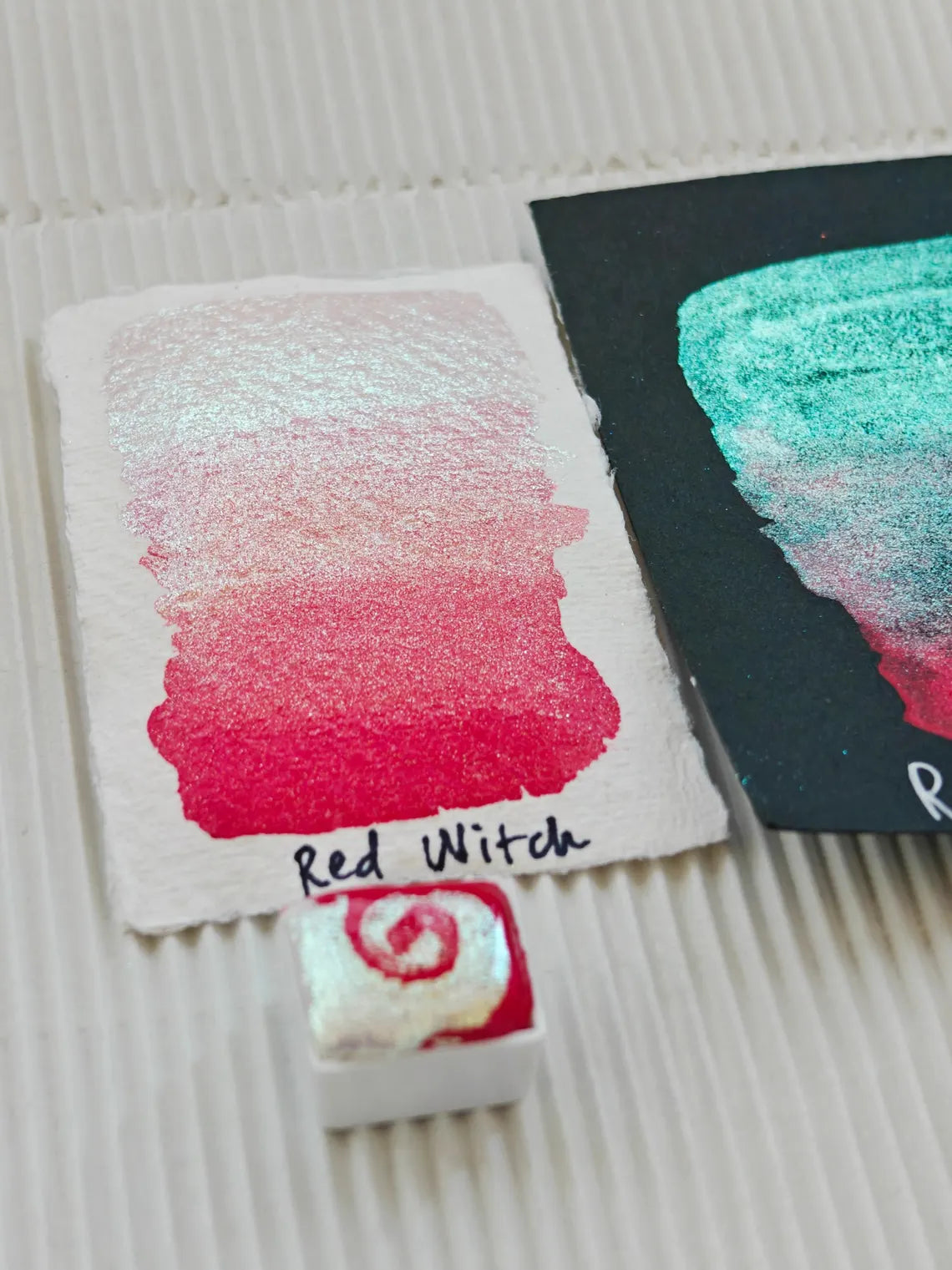 Watercolor 1/2 godet pan two-tone pearly red and iridescent white two colors in one RED WITCH