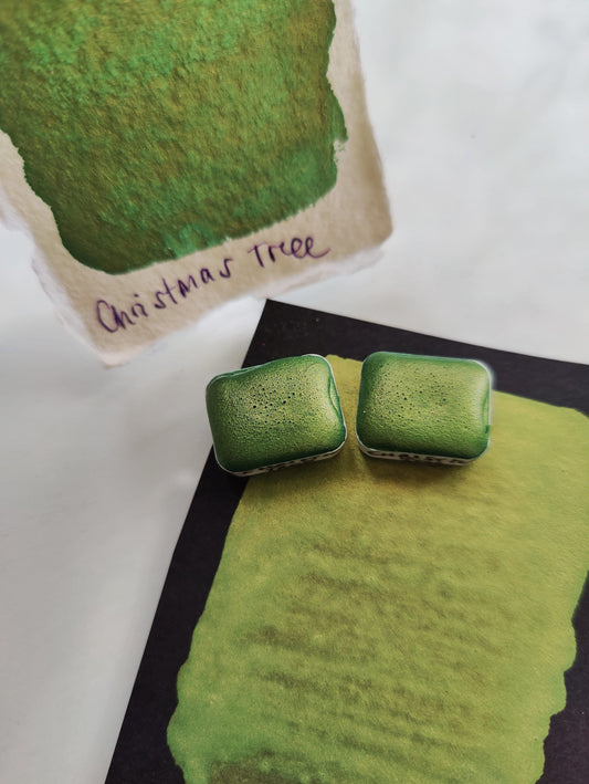 Handcrafted watercolor 1/4 godet green gold patina paint calligraphy handmade handlettering CHRISTMAS TREE