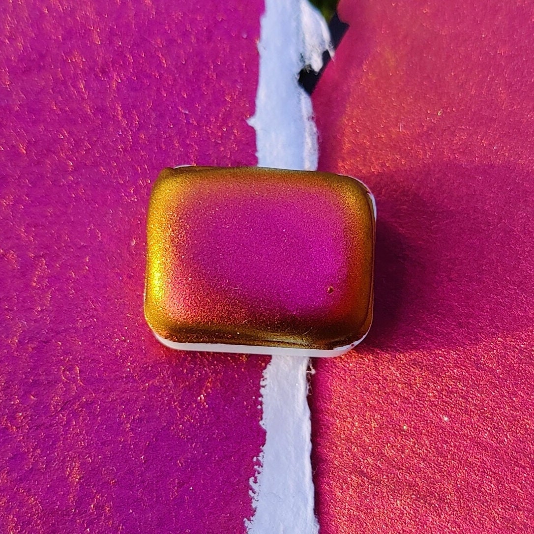 Handcrafted watercolor 1/4 godet purple orange pink supercolorshift iridescent paint calligraphy handmade handlettering RANGI