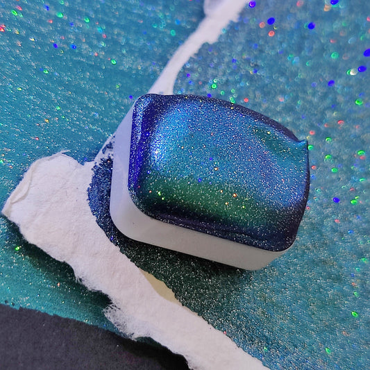 Artisan watercolor 1/4 godet teal blue light blue purple supercolorshift iridescent holographic paint handmade IKAROA HOLO