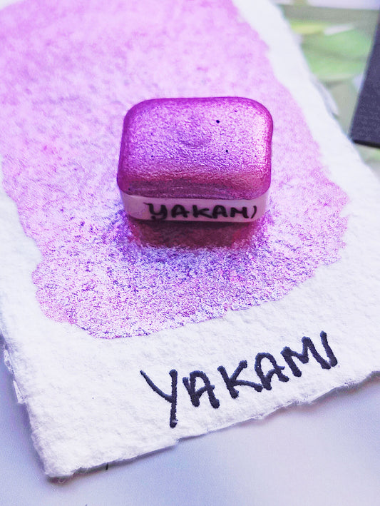 Handmade watercolor 1/4 godet pan pink lilac colorshift iridescent paint calligraphy handlettering handmade YAKAMI